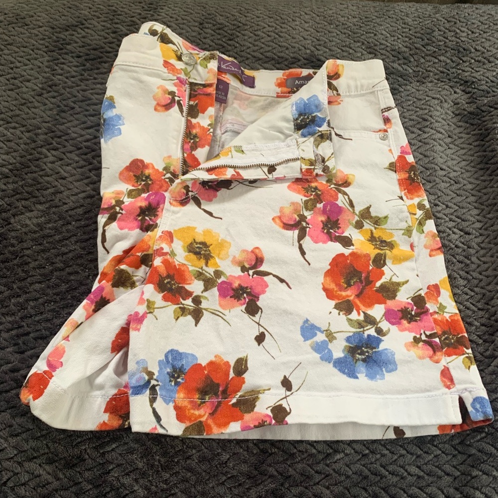 Gloria Vanderbilt Floral Denim Shorts